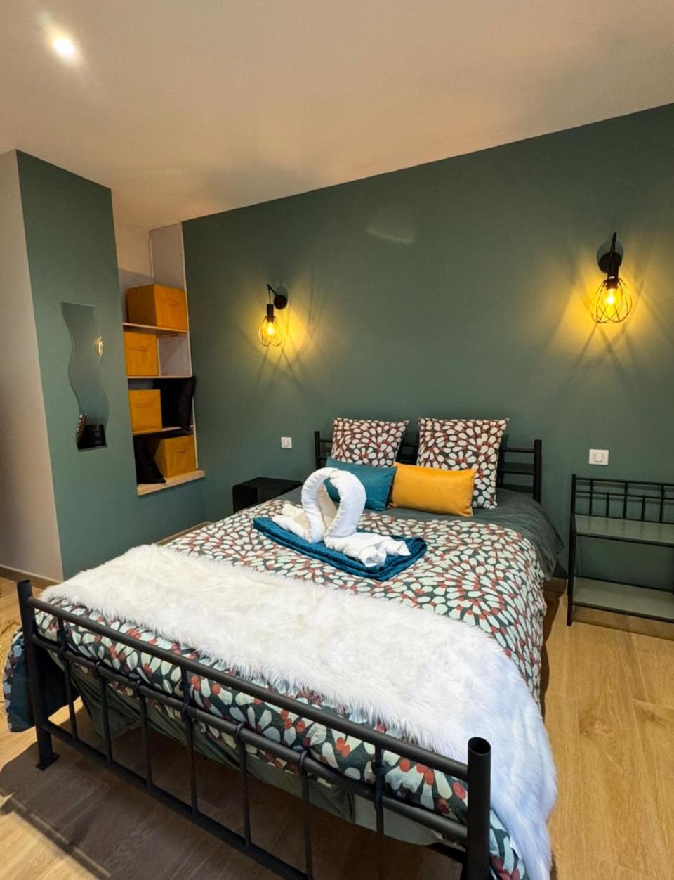 La Petite Fille Des Rivieres Apartment *